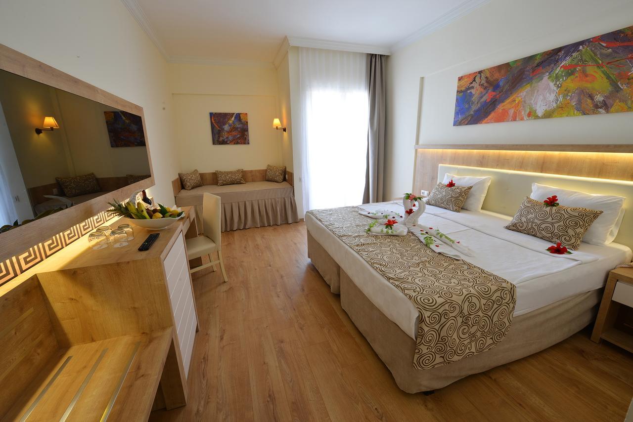 Cesars Side-Ultra All Inclusive Exterior foto