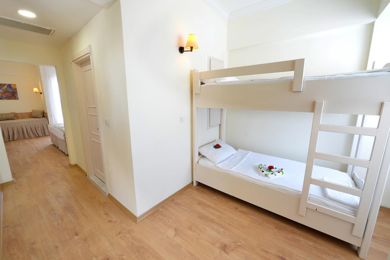 Cesars Side-Ultra All Inclusive Exterior foto